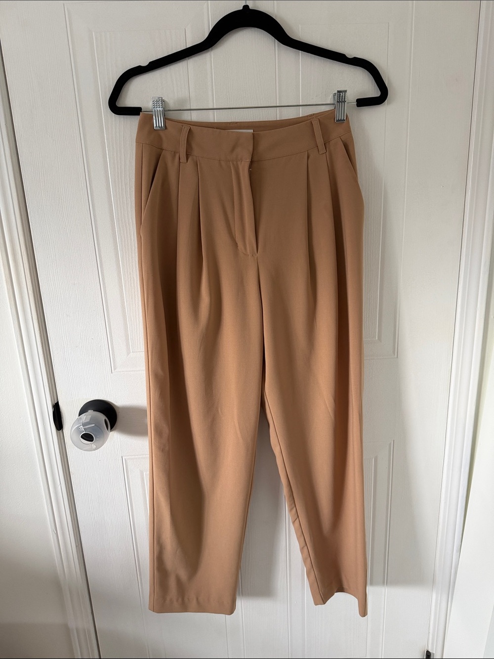 OAK + FORT Straight-Leg Pleated Pants in Camel